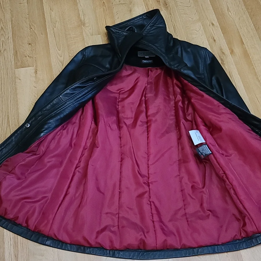 Leather Jacket with belt with Thinsulate Ling size M Excell condition - Picture 9 of 10